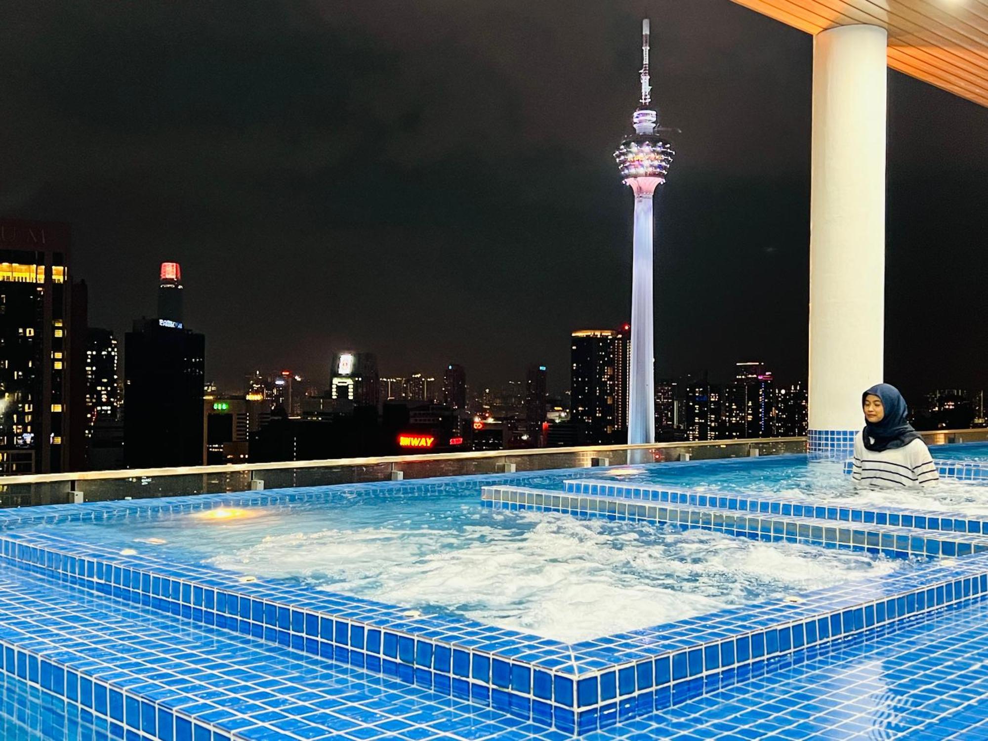 The Infinitum Kualalumpur Skypool Hotel Куала-Лумпур Екстер'єр фото